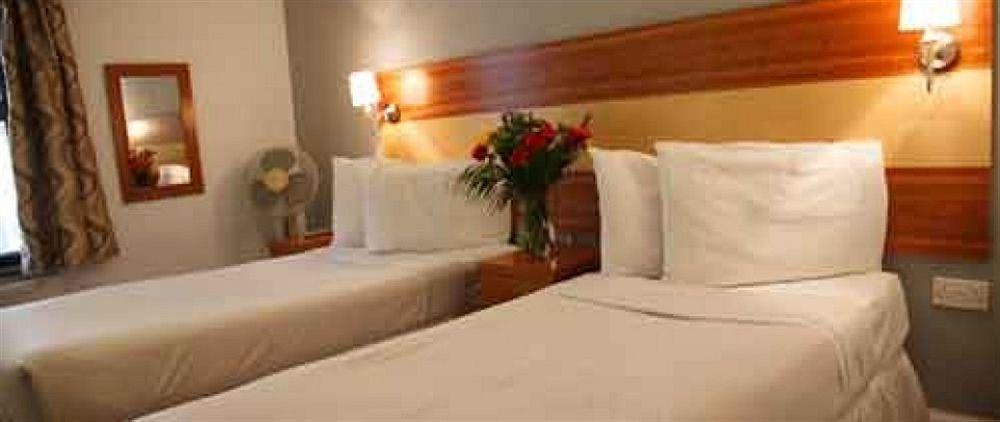Mehfil Hotel